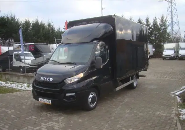 IVECO DAILY 35 C 15 3.0TDI FIRANA Z PRAWEJ STRONY 3.5T DMC WINDA 