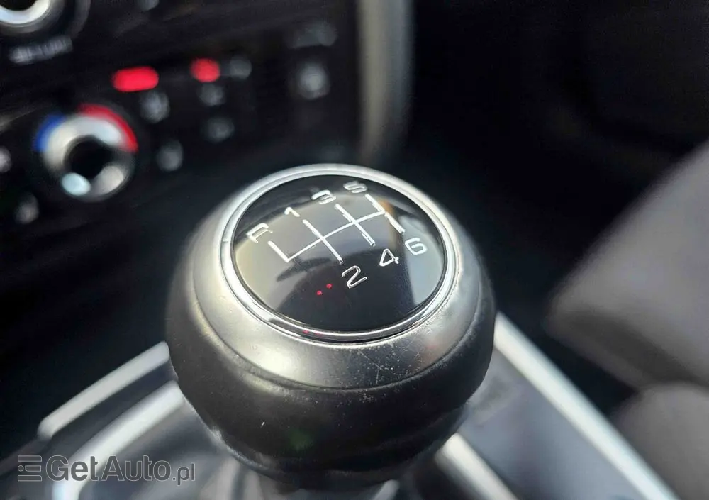 AUDI A4 Avant 2.0 TDI DPF quattro Attraction