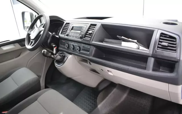 VOLKSWAGEN TRANSPORTER T6 DOKA 