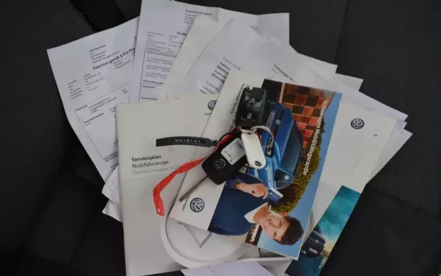 VOLKSWAGEN TRANSPORTER T6 DOKA 