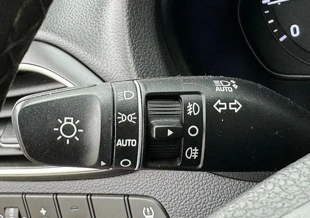 HYUNDAI I30 1.0 T-GDI Classic +