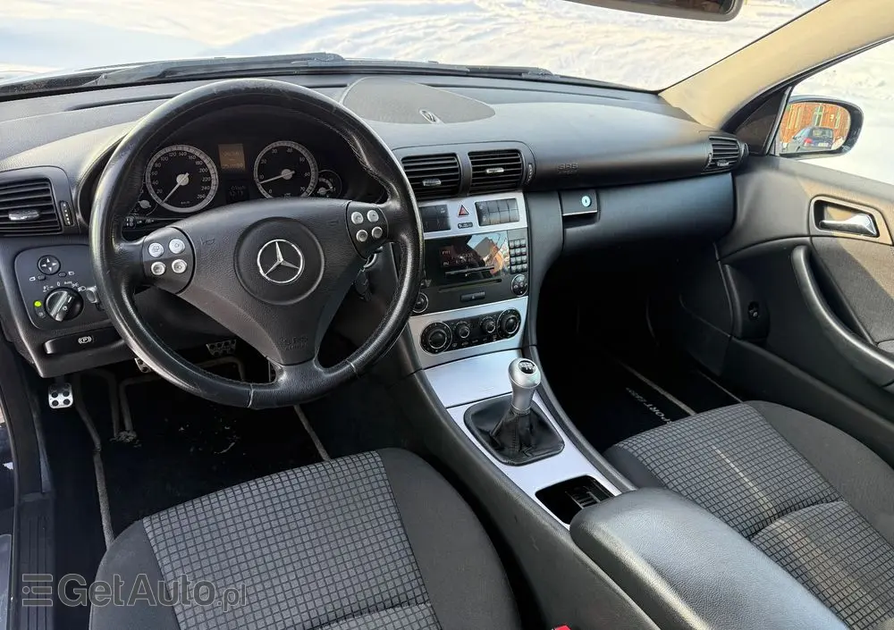 MERCEDES-BENZ Klasa C 180 Kompressor Sportcoupe