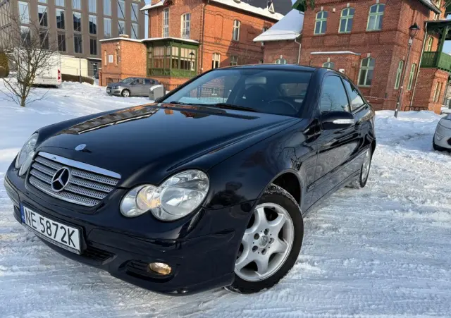 MERCEDES-BENZ Klasa C 180 Kompressor Sportcoupe