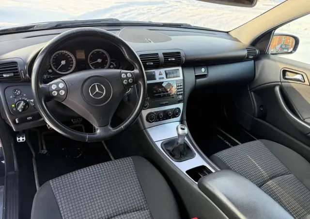 MERCEDES-BENZ Klasa C 180 Kompressor Sportcoupe