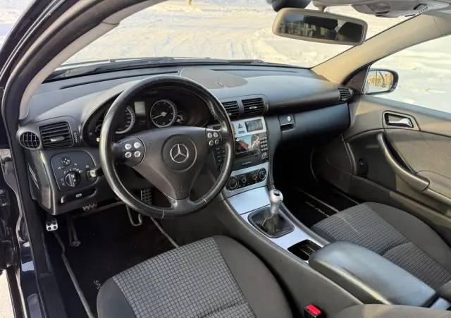 MERCEDES-BENZ Klasa C 180 Kompressor Sportcoupe