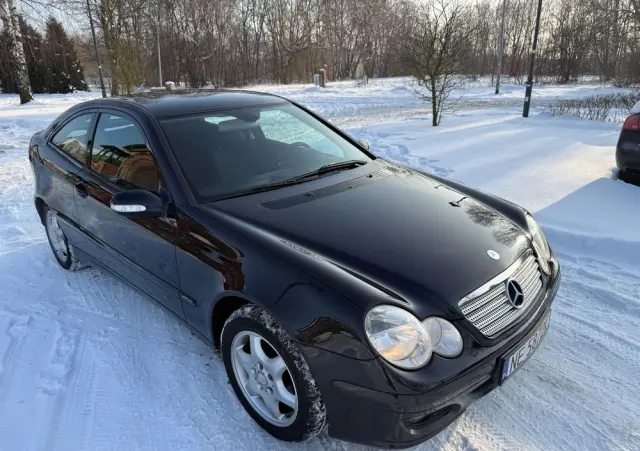 MERCEDES-BENZ Klasa C 180 Kompressor Sportcoupe