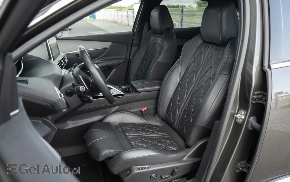 PEUGEOT 3008 1.6 PureTech Hybrid PHEV Active Pack S&S EAT8