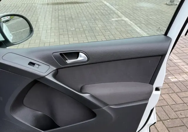 VOLKSWAGEN Tiguan 2.0 TDI DPF BlueMotion Technology Exclusive