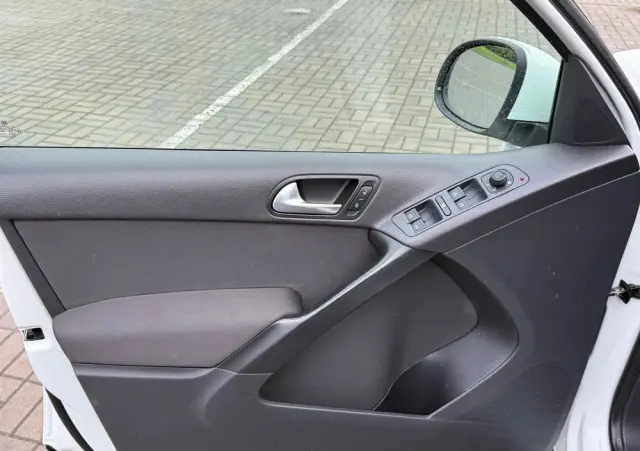 VOLKSWAGEN Tiguan 2.0 TDI DPF BlueMotion Technology Exclusive