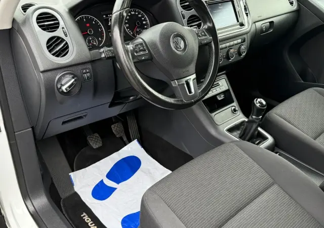 VOLKSWAGEN Tiguan 2.0 TDI DPF BlueMotion Technology Exclusive