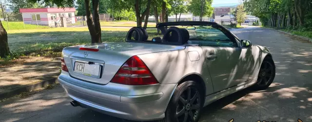 MERCEDES-BENZ SLK 