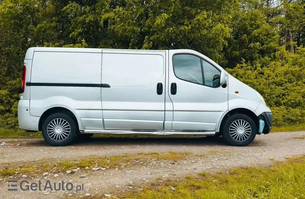 OPEL Vivaro 