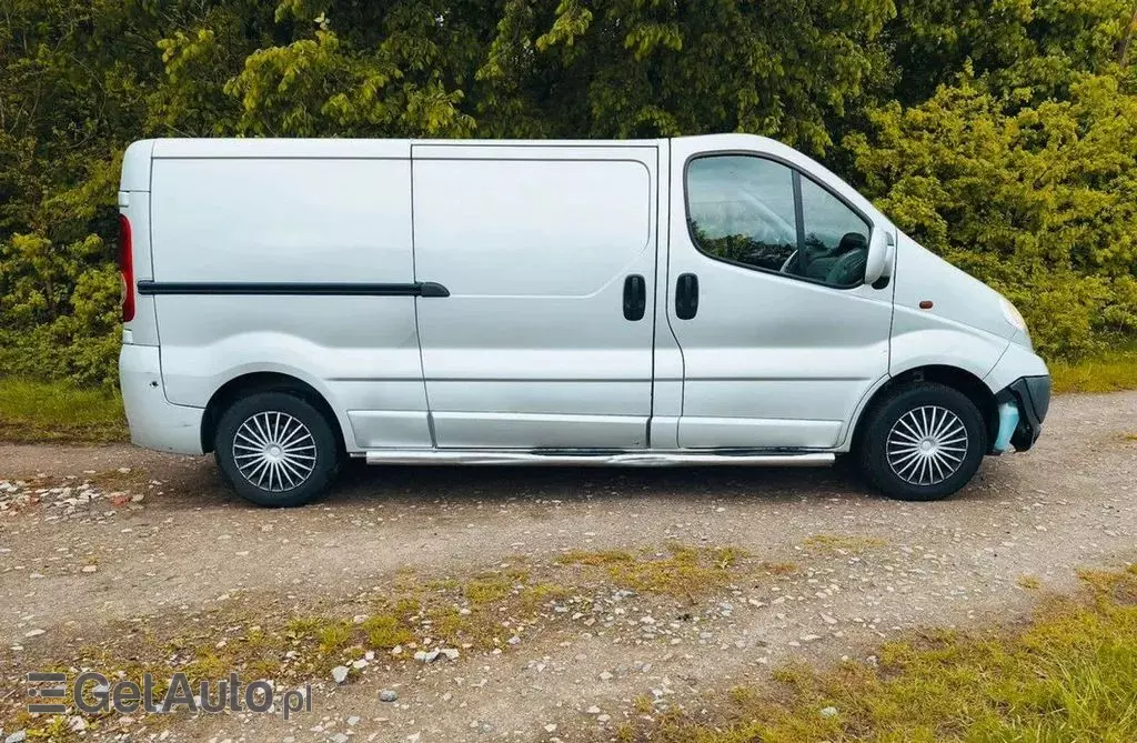 OPEL Vivaro 