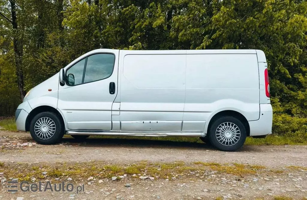 OPEL Vivaro 