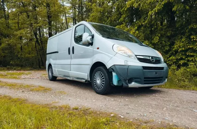 OPEL Vivaro 
