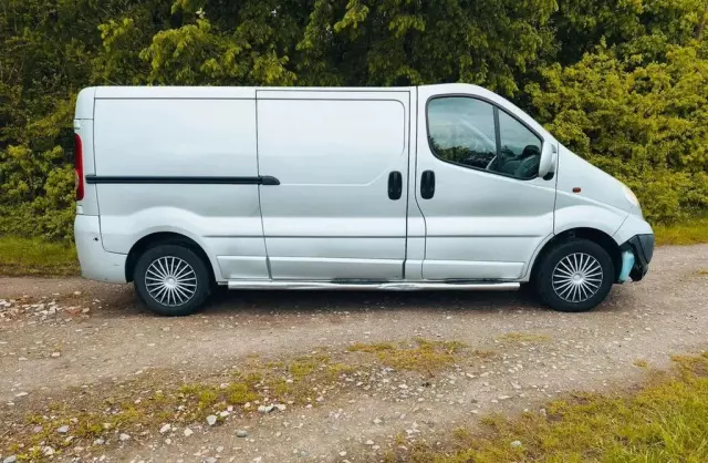 OPEL Vivaro 
