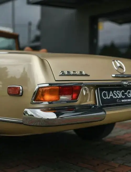 MERCEDES-BENZ SL 