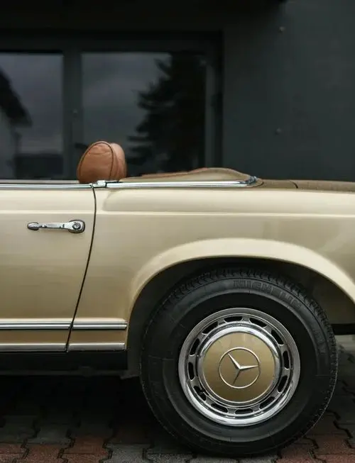 MERCEDES-BENZ SL 