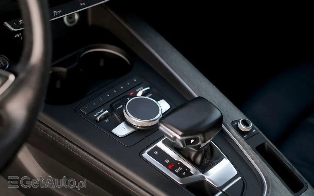 AUDI A4 Limousine 2.0 TFSI quattro S tronic design