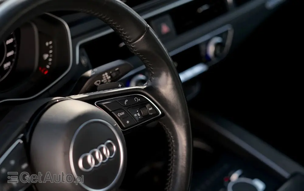 AUDI A4 Limousine 2.0 TFSI quattro S tronic design