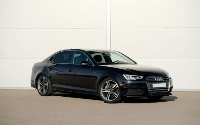 AUDI A4 Limousine 2.0 TFSI quattro S tronic design