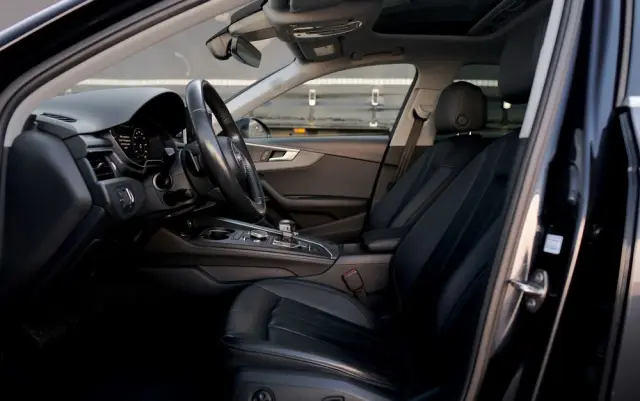 AUDI A4 Limousine 2.0 TFSI quattro S tronic design