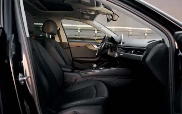 AUDI A4 Limousine 2.0 TFSI quattro S tronic design