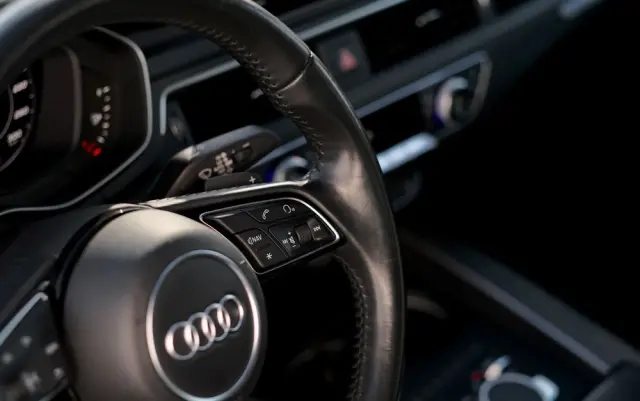 AUDI A4 Limousine 2.0 TFSI quattro S tronic design