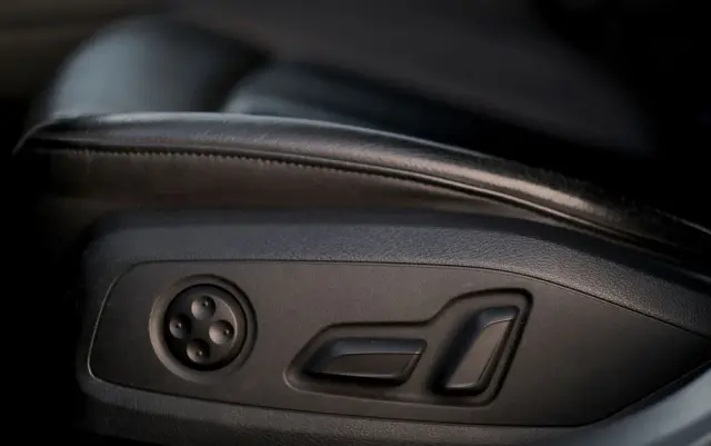 AUDI A4 Limousine 2.0 TFSI quattro S tronic design