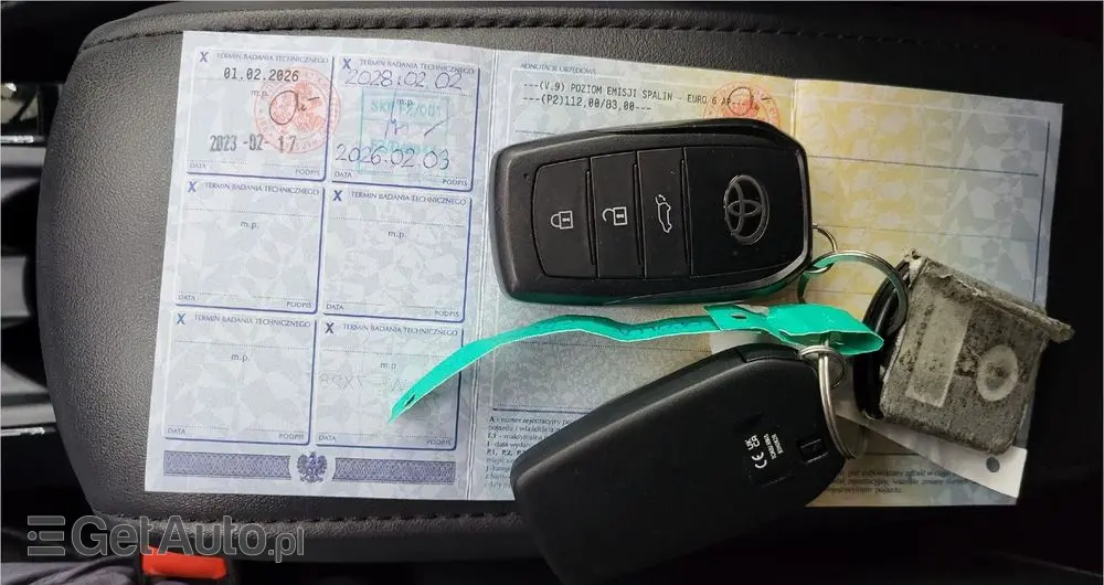 TOYOTA Corolla Cross 2.0 Hybrid Premiere Edition