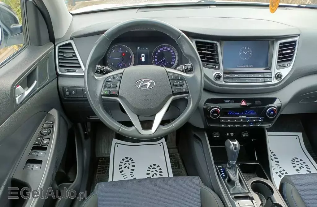 HYUNDAI Tucson 