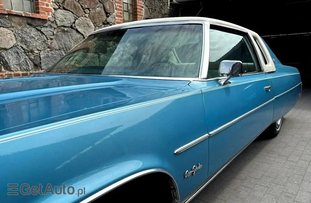 CHRYSLER New Yorker 