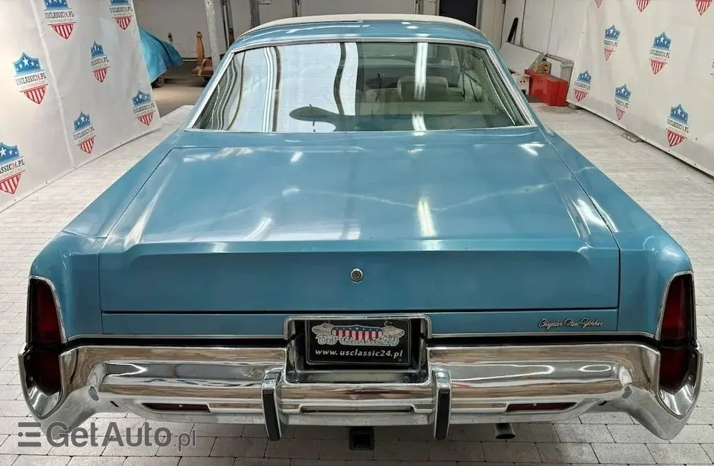 CHRYSLER New Yorker 