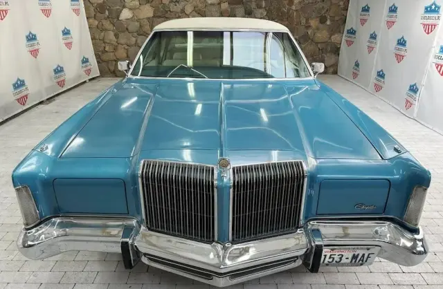 CHRYSLER New Yorker 