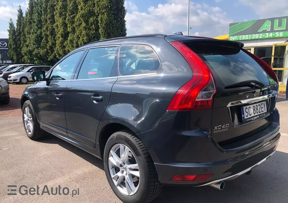 VOLVO XC 60 D3 Momentum
