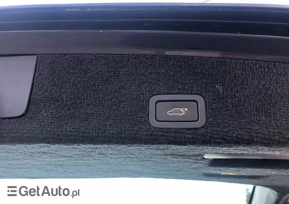 VOLVO XC 60 D3 Momentum