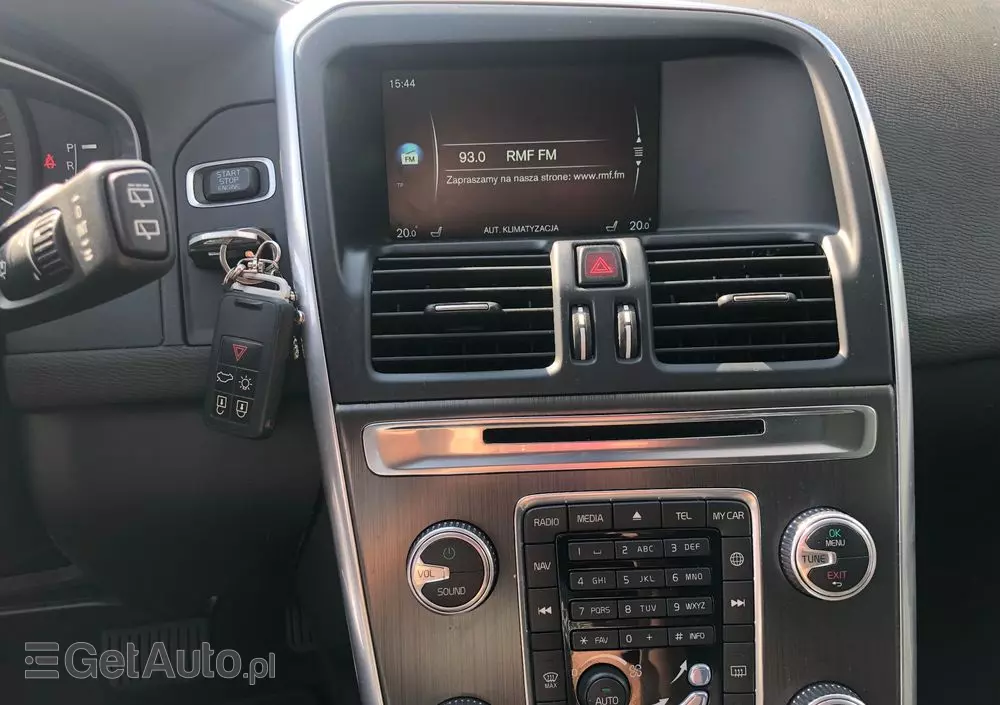 VOLVO XC 60 D3 Momentum