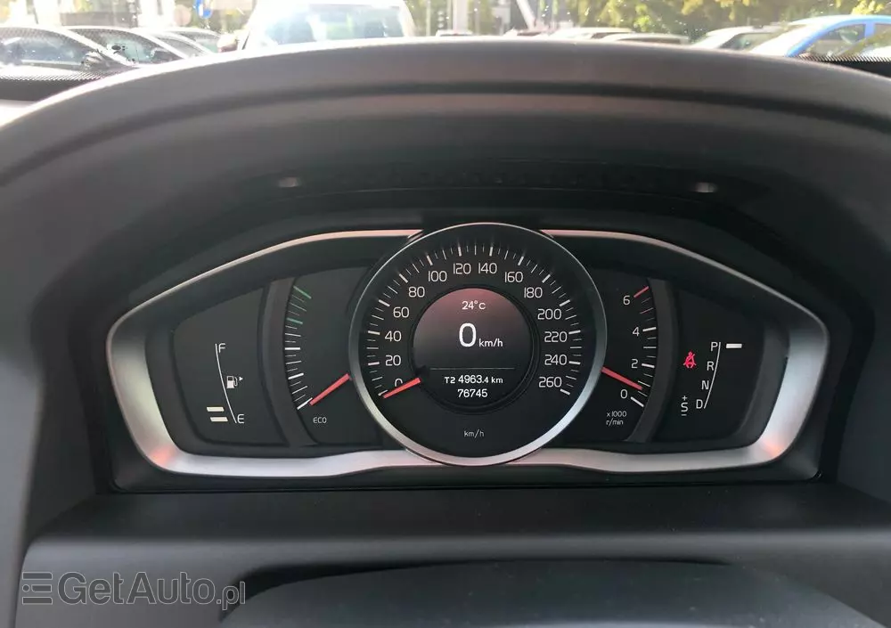 VOLVO XC 60 D3 Momentum