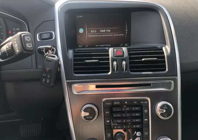 VOLVO XC 60 D3 Momentum