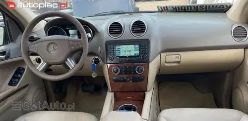 MERCEDES-BENZ ML 