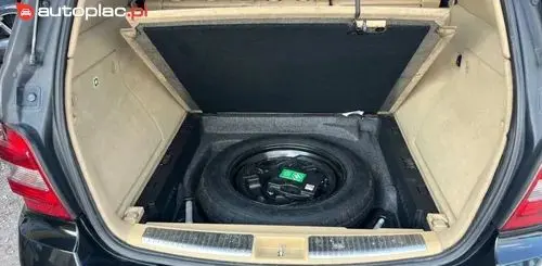 MERCEDES-BENZ ML 