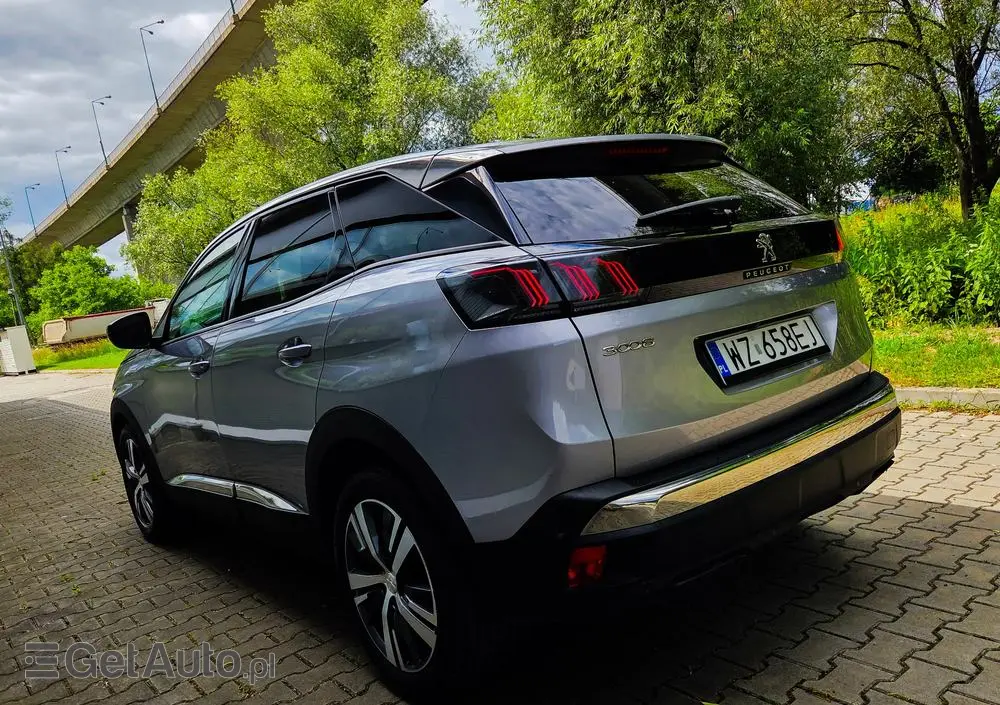 PEUGEOT 3008 1.5 BlueHDi Allure S&S