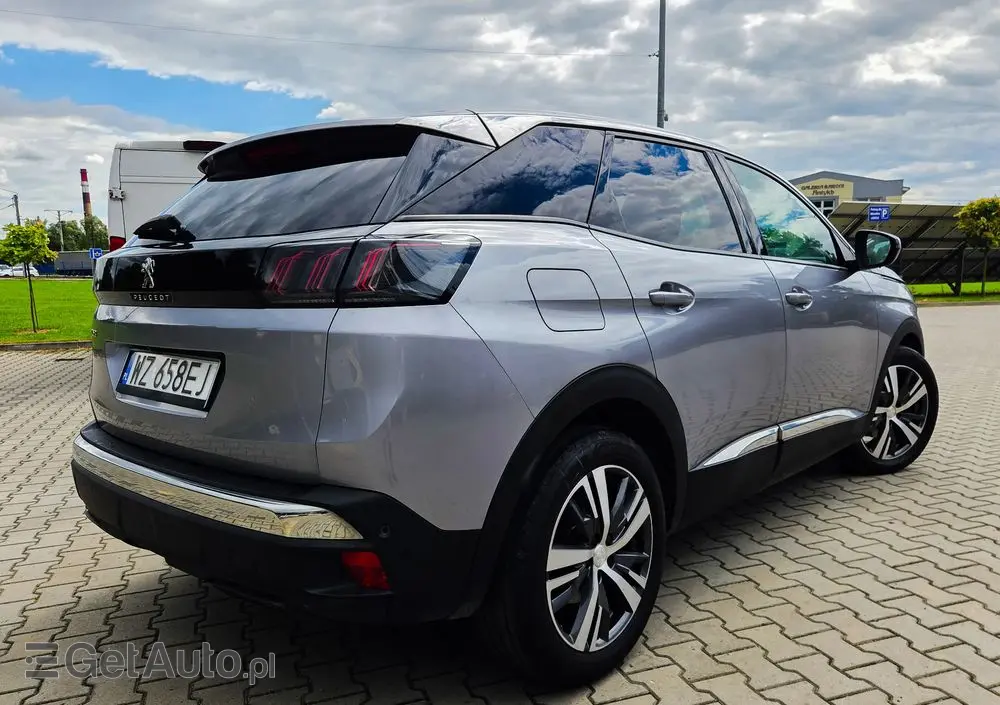 PEUGEOT 3008 1.5 BlueHDi Allure S&S