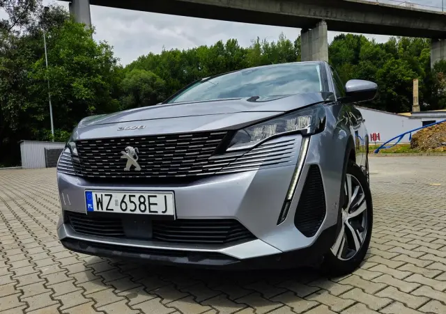 PEUGEOT 3008 1.5 BlueHDi Allure S&S