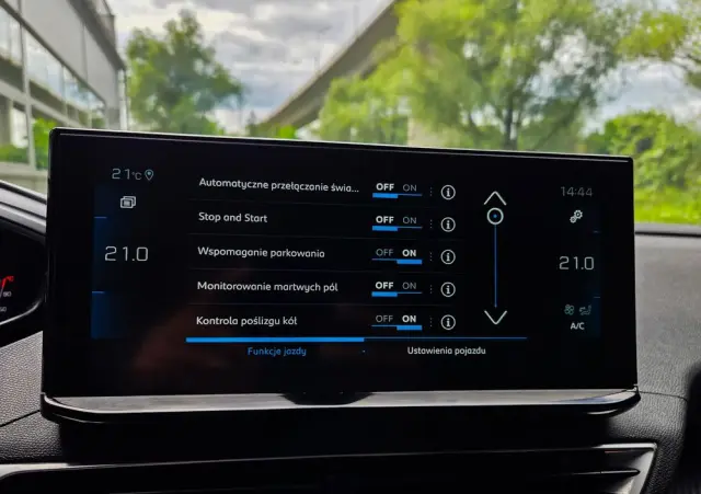 PEUGEOT 3008 1.5 BlueHDi Allure S&S