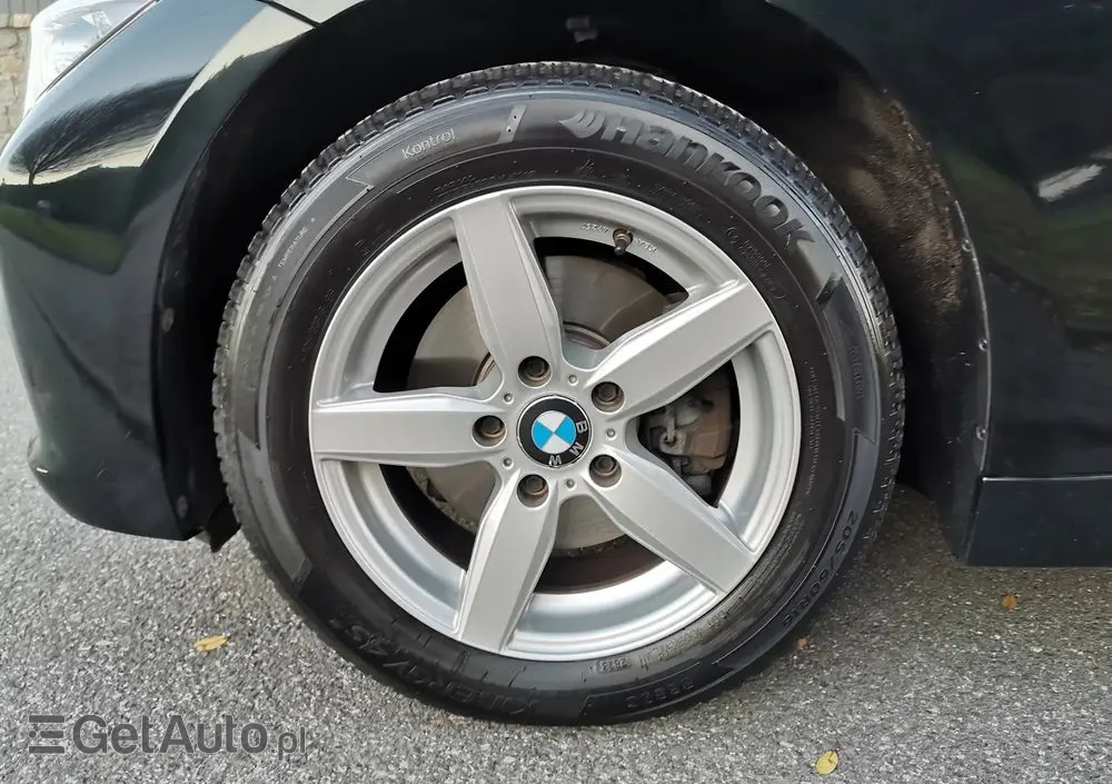 BMW Seria 3 320d Touring xDrive