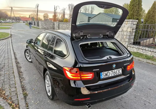 BMW Seria 3 320d Touring xDrive
