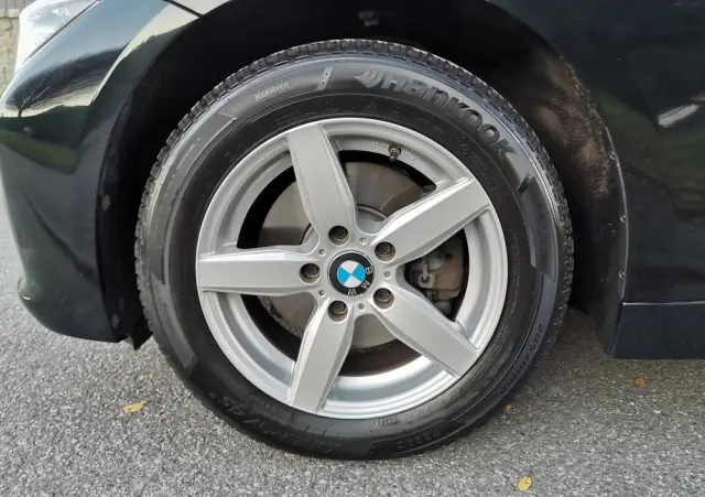 BMW Seria 3 320d Touring xDrive