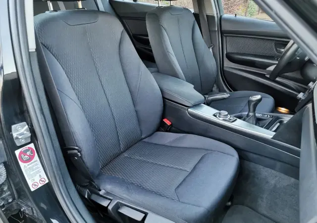 BMW Seria 3 320d Touring xDrive