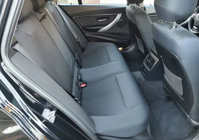 BMW Seria 3 320d Touring xDrive